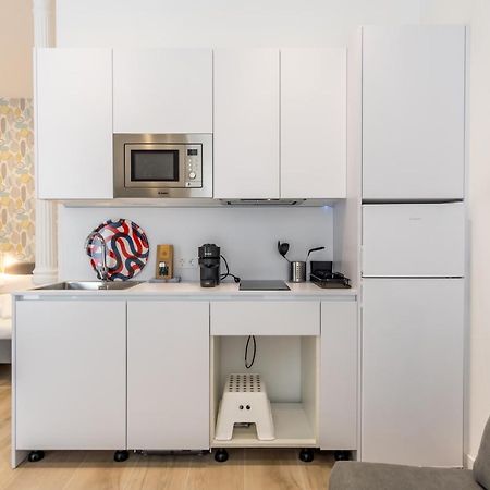 Modern And Bright- 2 Bd 2 Bth - Center Apartment Madrid Bagian luar foto