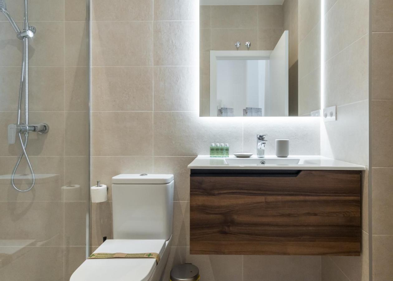 Modern And Bright- 2 Bd 2 Bth - Center Apartment Madrid Bagian luar foto