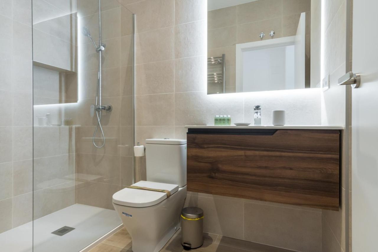 Modern And Bright- 2 Bd 2 Bth - Center Apartment Madrid Bagian luar foto